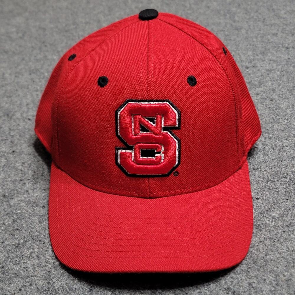 North Carolina State Wolfpack Hat Baseball Cap Mens 7 5/8 Red NCS Wool Fitted